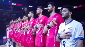 مچ‌بند مشکی ملی پوشان والیبال با شعار‌ای ایران