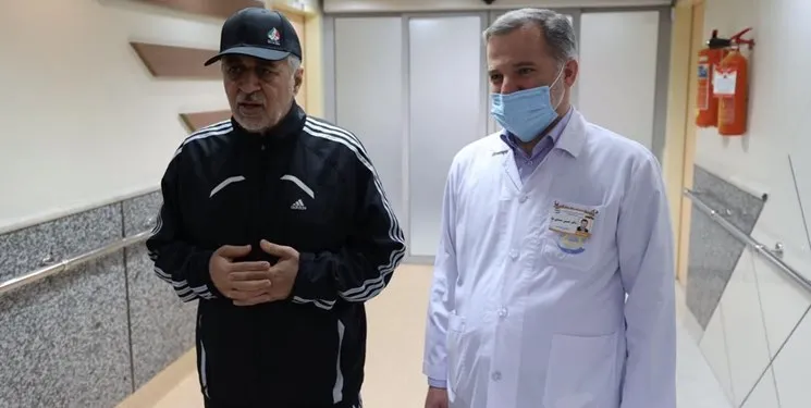 پزشک معالج وزیر ورزش: سجادی می تواند به زودی به وزارتخانه برگردد