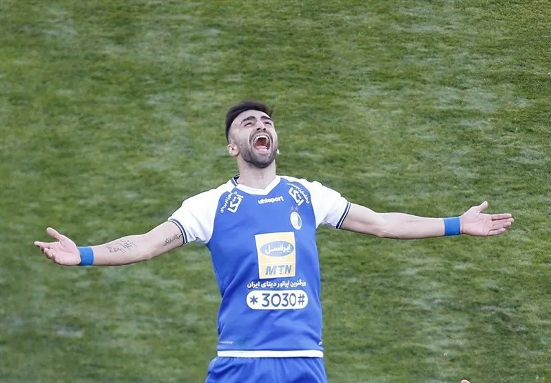 ارسلان مطهری: همه دنیا گفتند تو دیوانه‌ای که پیشنهاد پرسپولیس را رد می‌کنی!
