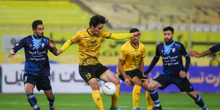 شاگردان نویدکیا به پرسپولیس نزدیک شدند