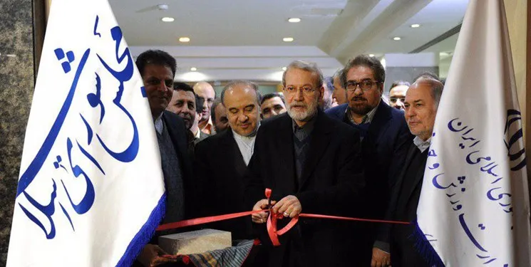 سلطانی‌فر: پرداخت حقوق مربیان خارجی از محل منابع فیفاست
