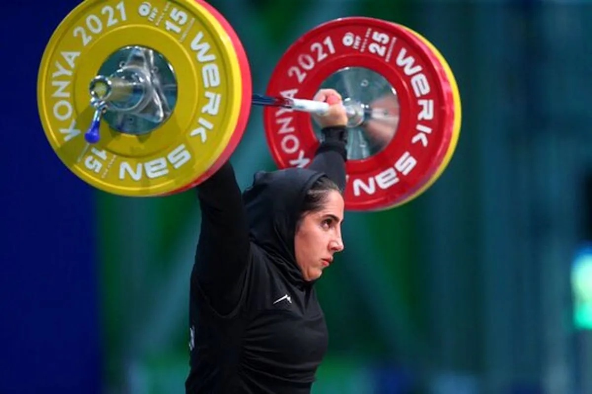 الهام حسینی بهترین دختر وزنه‌بردار ایران در جهان