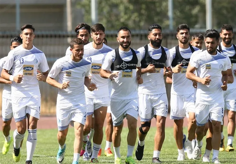 گزارش تمرین استقلال/ غیبت دشتی و صحبت استراماچونی با دیاباته