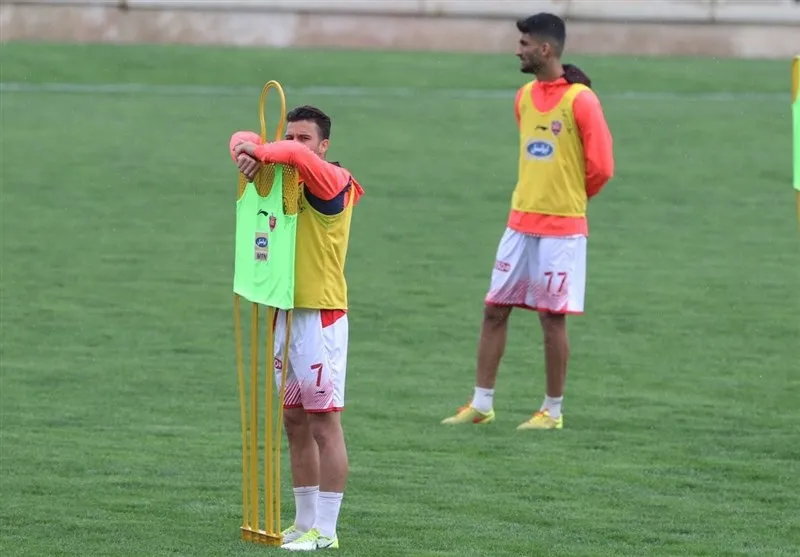 ادامه بلاتکلیفی مصلح و رفیعی در پرسپولیس