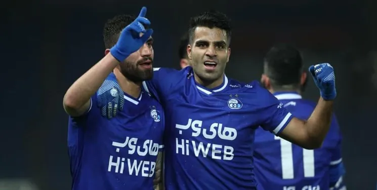 استقلال صدرنشین شد