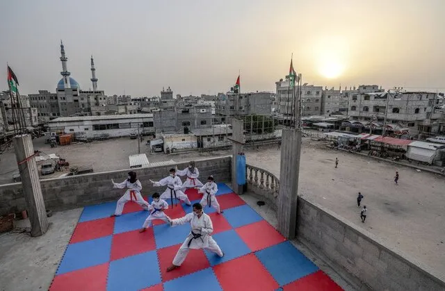 ورزش روی پشت بام در فلسطین