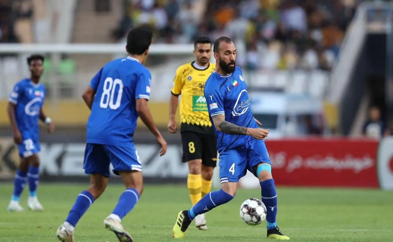 هفته پایانی لیگ برتر / سپاهان با شکست استقلال  نبرد سهمیه با پرسپولیس را برد