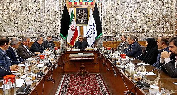 لاریجانی: فدراسیون فوتبال مشمول قانون منع به‌کارگیری بازنشستگان می‌شود