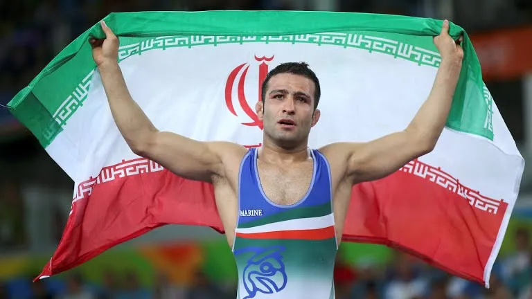 مدال برنز المپیک بر گردن حسن رحیمی
