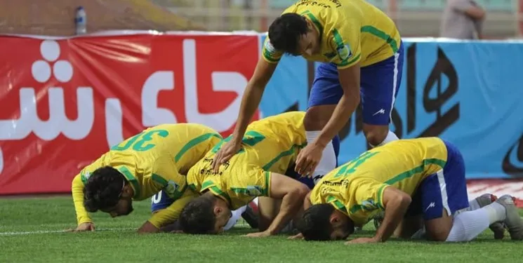 کولاک نفت آبادان برابر نساجی