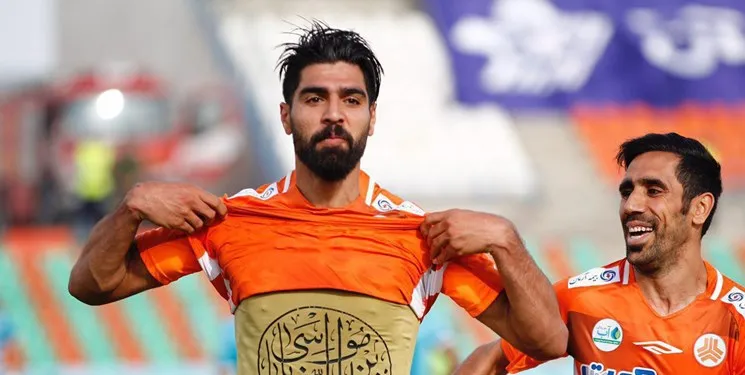 هافبک مد نظر استقلال پیشنهاد باشگاه اوکراینی را رد کرد