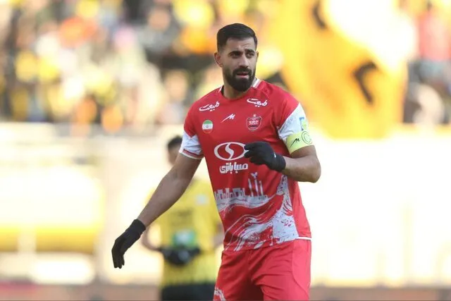 کنعانی‌زادگان با پرسپولیس تمدید کرد