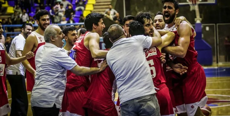 لیگ برتر بسکتبال/ مهرام، نفت را در آبادان شکست داد/هاشمی جبران کرد