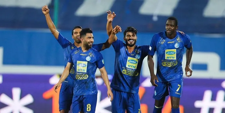 فریبا: استقلال اگر قهرمانی می‌خواهد باید 13-14 بازیکن بزرگ جذب کند