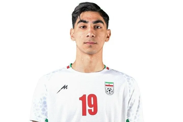 قلعه‌نویی یک بازیکن جوان را به تیم ملی دعوت کرد