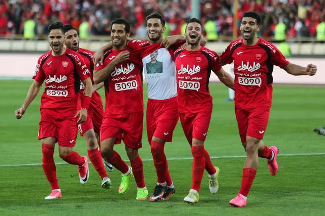 اعتراض هواداران پرسپولیس به بازیکنان