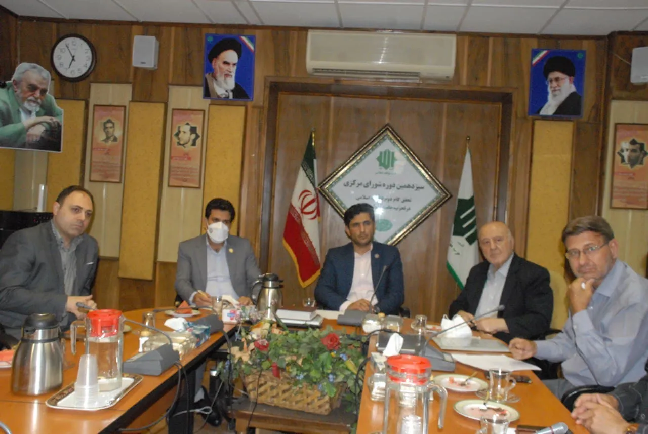 نشست کارگروه ورزش حزب موتلفه با مسئولان ورزش کارگری