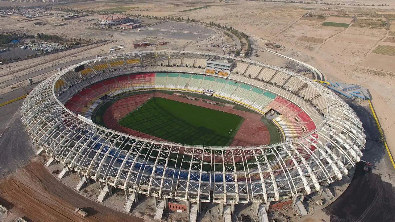 ورزشگاه نقش جهان به طور مساوی در اختیار سپاهان و پرسپولیس
