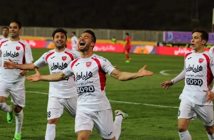 دایی نتوانست سد راه برانکو شود/ پرسپولیس به قهرمانی چشمک زد