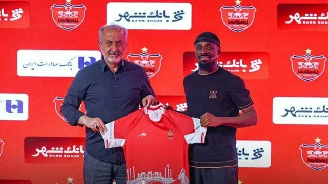مدافع ساحل عاجی پرسپولیس: اخبار اینترنتی را باور نکنید