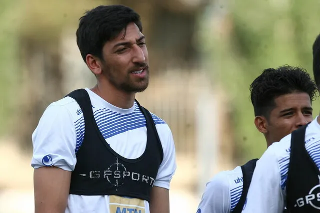 رباط صلیبی بازیکن استقلال جراحی شد