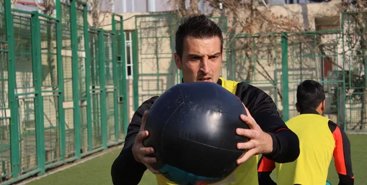 بازیکنان پرسپولیس دو دسته شدند