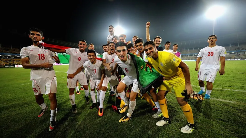 کوزه فوتبال...!