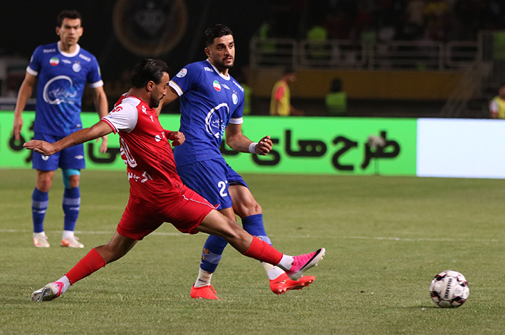 گزارش تصویری دیدار تیم های استقلال و پرسپولیس