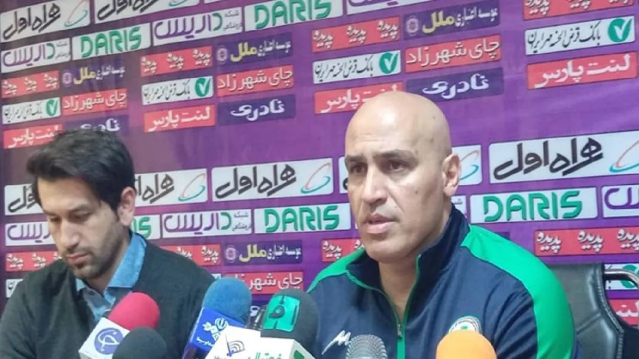 توضیحات منصوریان در پایان دیدار ذوب آهن و نفت مسجد سلیمان