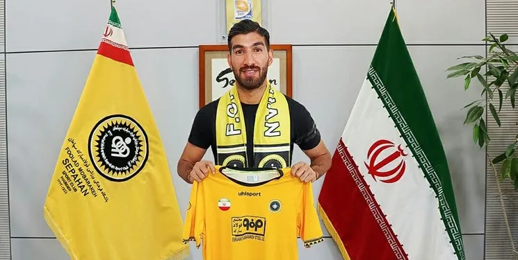 مهاجم سابق پرسپولیس شاگرد نویدکیا شد