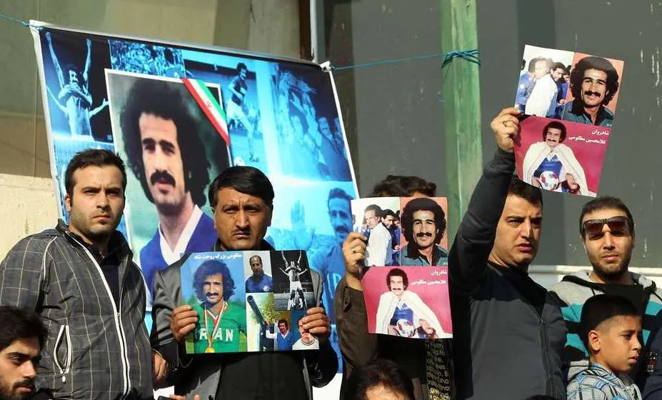 مراسم سالگرد غلامحسین مظلومی در حضور بازیکنان و کادر فنی استقلال برگزار شد