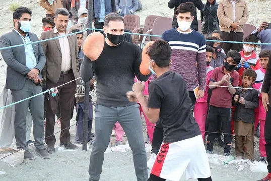 ستاره اسبق ووشوی جهان در رینگ خاکی