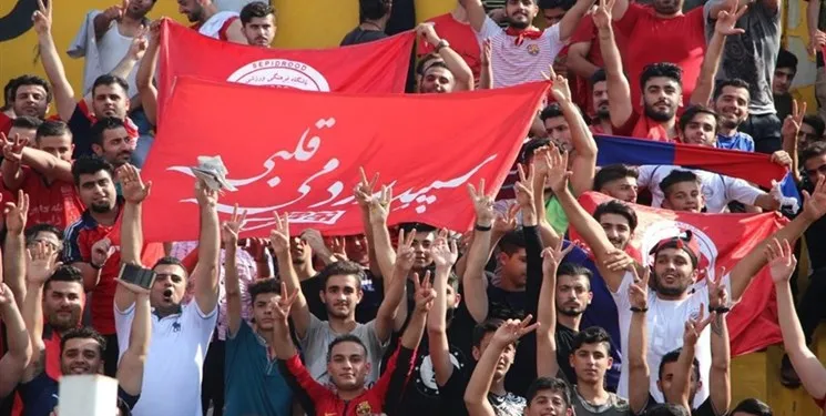 هوادار سپیدرود جانش را از دست داد