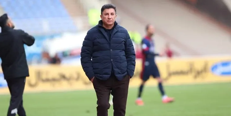 قلعه‌نویی: دیدار با پرسپولیس فینالی برای بازگشت ما به کورس است