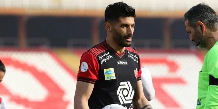 خبر بد قبل از سفر به هند؛ مدافع پرسپولیس به کرونا مبتلا شد