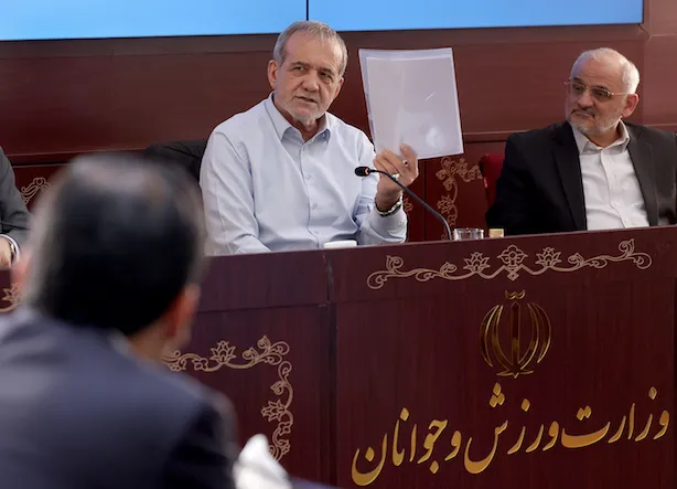 رعایت اصل شایسته سالاری ، نشانه " مردانگی" است