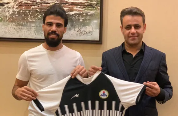 هافبک اسبق استقلال به تیم نفتی پیوست