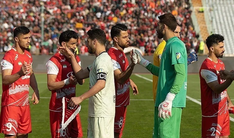 بیانیه جنجالی تراکتور/ پرسپولیسی‌ها باید مجسمه بیرانوند را بسازند!
