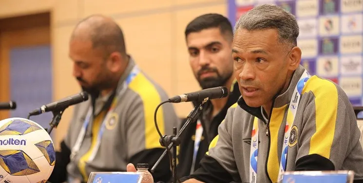 مورایس: امیدوارم هواداران استقلال و پرسپولیس هم به ورزشگاه بیایند