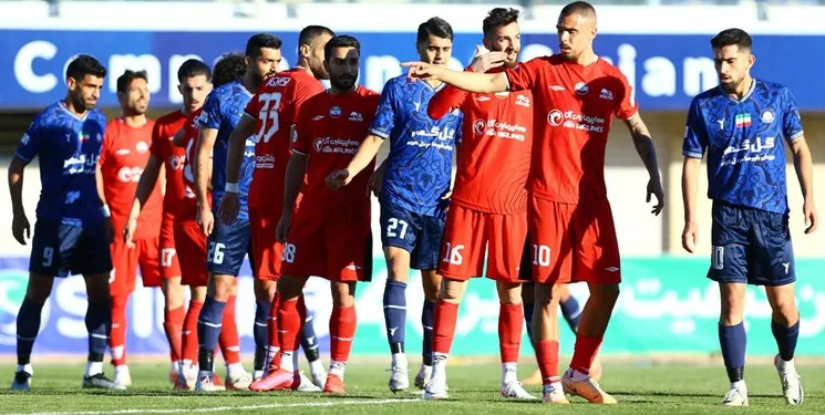 تراکتور با شکست گل گهر به حوالی صدرنشین رسید