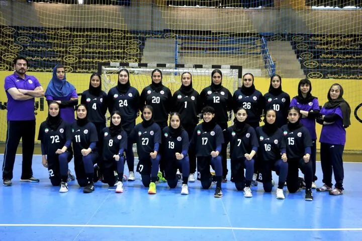 برتری دختران هندبال ایران در نخستین گام آسیا