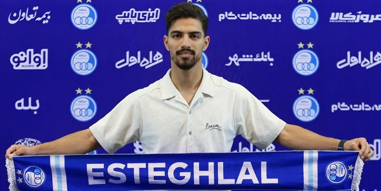 وینگر استقلال قراردادش را تمدید کرد