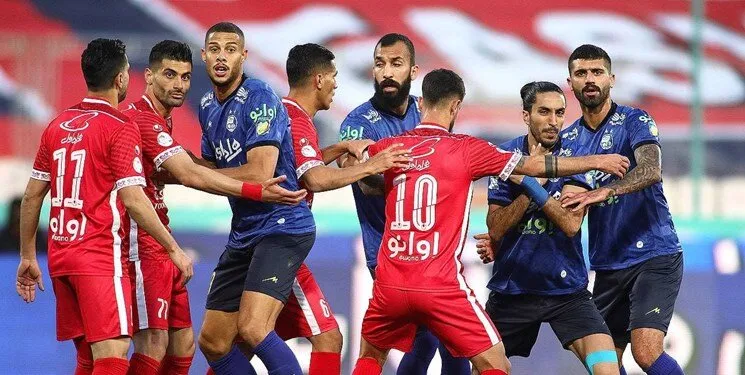 طرفداران استقلال و پرسپولیس از مسئولین عذرخواهی کنند!