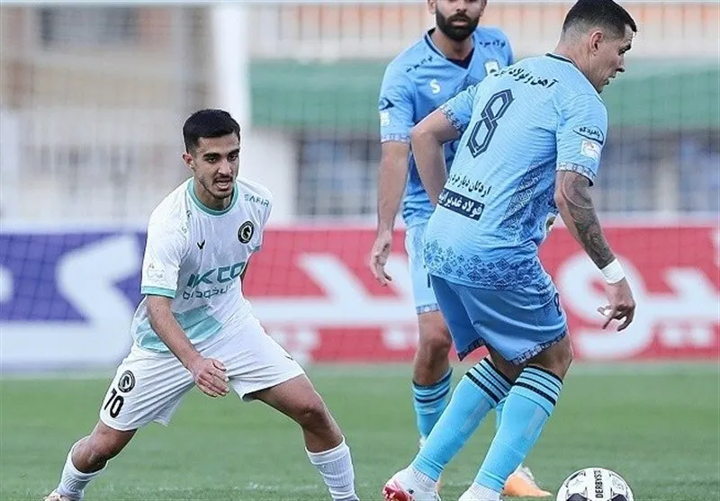 چادرملو پس از ۵ هفته طعم پیروزی را چشید
