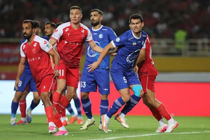 استقلال ۱ - پرسپولیس ۱ / دربی جذاب نقش جهان برنده نداشت