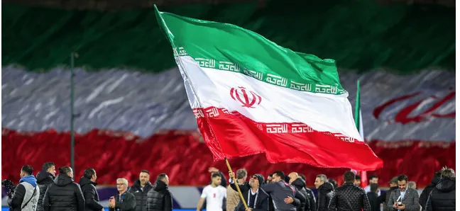 فیفا استفاده از پرچم پیش از انقلاب را ممنوع کرد