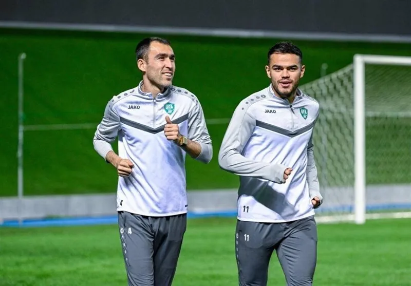 ستاره پرسپولیسی ازبکستان به دیدار با تیم‌ملی ایران رسید