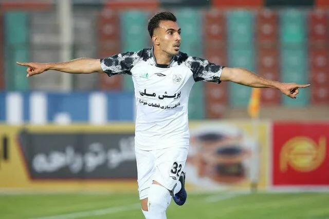 مهاجم ملوان به فولاد خوزستان آمد