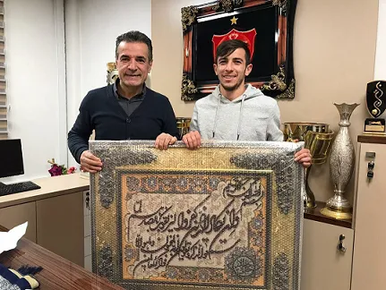 فوری؛ باشگاه پرسپولیس با احمدزاده فسخ کرد