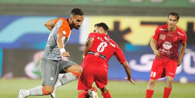 آغاز لیگ برتر فوتبال؛ تقابل پرسپولیس و سایپا/ ورود تراکتور با علیمنصور